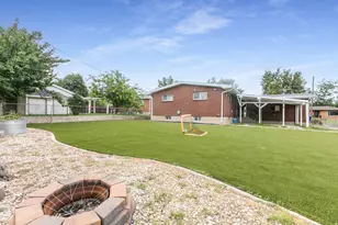 173 E 1050 N, Bountiful, UT 84010 - Photo 20