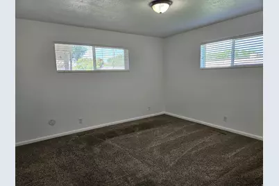 173 E 1050 N, Bountiful, UT 84010 - Photo 32