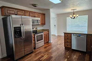 173 E 1050 N, Bountiful, UT 84010 - Photo 30