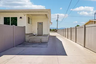 7179 S 3200 W, West Jordan, UT 84084 - Photo 44