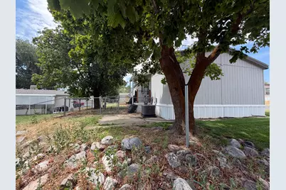 55 N Sunset Dr W #55, Layton, UT 84041 - Photo 4