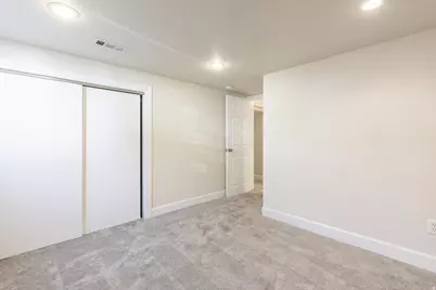 81 S 700 E, Bountiful, UT 84010 - Photo 38