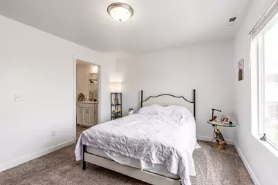 1084 E Seaside St N, Saratoga Springs, UT 84045 - Photo 8