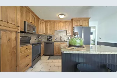 8291 S El Manicero Way E, Sandy, UT 84093 - Photo 14