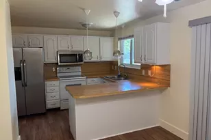 5277 S Samuel Ct, Taylorsville, UT 84129 - Photo 4
