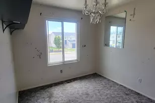 3774 W 4750 S, Roy, UT 84067 - Photo 8