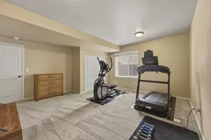 6329 W Fish Lake Dr S, West Jordan, UT 84081 - Photo 32