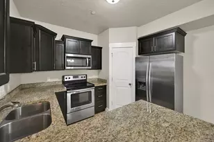 249 W Ridge Rd, Saratoga Springs, UT 84045 - Photo 8
