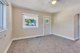 823 Kershaw St, Ogden, UT 84403 - Photo 2