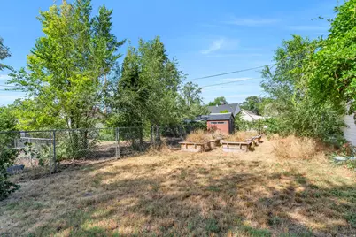 823 Kershaw St, Ogden, UT 84403 - Photo 20