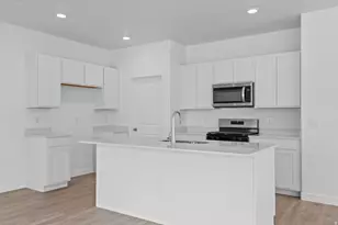 2081 N Ostler Peak Rd E, Heber City, UT 84032 - Photo 4