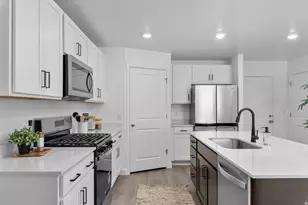 2202 N Glacier Ln E, Heber City, UT 84032 - Photo 6