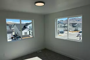 5438 N Lindbergh Ln, Eagle Mountain, UT 84005 - Photo 12
