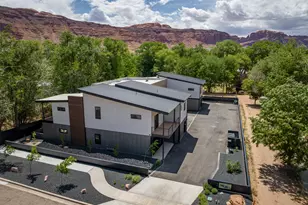 214 S 200 E, Moab, UT 84532 - Photo 18