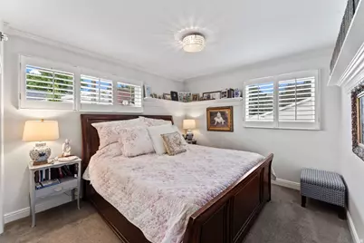2337 S Country Club Cir E, Salt Lake City, UT 84109 - Photo 16