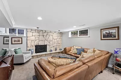 2337 S Country Club Cir E, Salt Lake City, UT 84109 - Photo 22