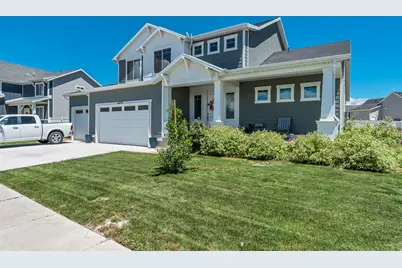 4772 N Topaz Dr, Eagle Mountain, UT 84005 - Photo 2