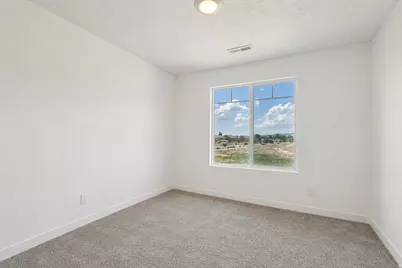 4772 N Topaz Dr, Eagle Mountain, UT 84005 - Photo 24