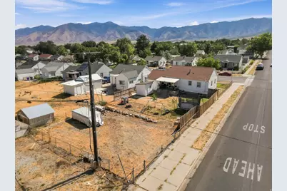 405 N Parkway Ave E, Tooele, UT 84074 - Photo 30