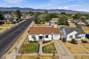 405 N Parkway Ave E, Tooele, UT 84074 - Photo 6