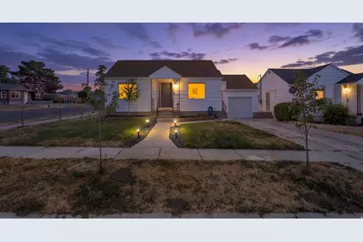 405 N Parkway Ave E, Tooele, UT 84074 - Photo 2