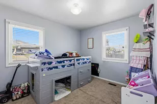405 N Parkway Ave E, Tooele, UT 84074 - Photo 16