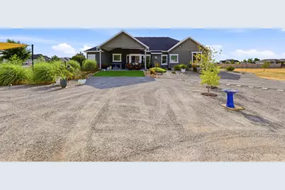 1585 E Ila Cv #208, Lake Point, UT 84074 - Photo 4