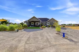 1585 E Ila Cove, Lake Point, UT 84074 - Photo 4