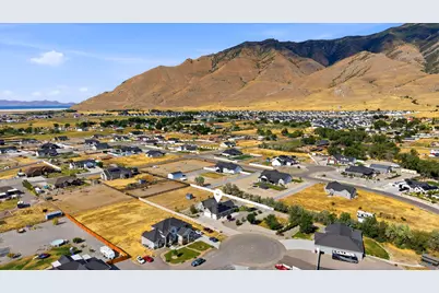 1585 E Ila Cv #208, Lake Point, UT 84074 - Photo 28