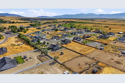 1585 E Ila Cv #208, Lake Point, UT 84074 - Photo 14