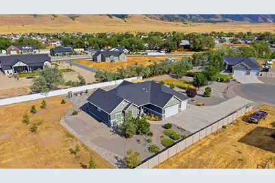 1585 E Ila Cv #208, Lake Point, UT 84074 - Photo 26