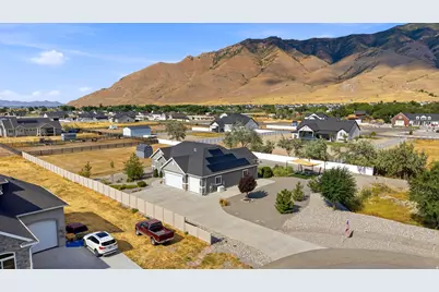 1585 E Ila Cv #208, Lake Point, UT 84074 - Photo 18