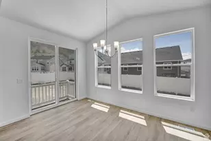 2018 E Burger St, Lake Point, UT 84074 - Photo 10
