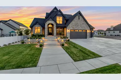 39 N Hayfield Cir, Kaysville, UT 84037 - Photo 2