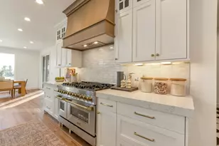 39 N Hayfield Cir, Kaysville, UT 84037 - Photo 1