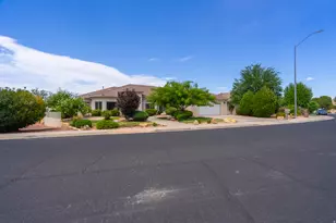 1547 E Boulder Springs Dr, Saint George, UT 84790 - Photo 104