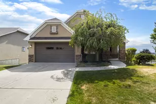 8987 N Cottage Cyn Dr, Cedar Hills, UT 84062 - Photo 1