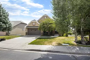 8987 N Cottage Cyn Dr, Cedar Hills, UT 84062 - Photo 44