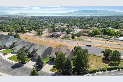 8987 N Cottage Canyon Dr, Cedar Hills, UT 84062 - Photo 46