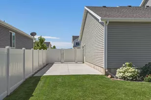 541 E 600 S, Hyrum, UT 84319 - Photo 58