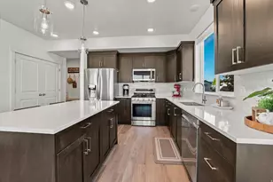 541 E 600 S, Hyrum, UT 84319 - Photo 22