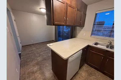 704 S Orchard Dr, Bountiful, UT 84010 - Photo 24