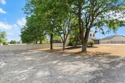 2325 W 14850 S, Bluffdale, UT 84065 - Photo 48
