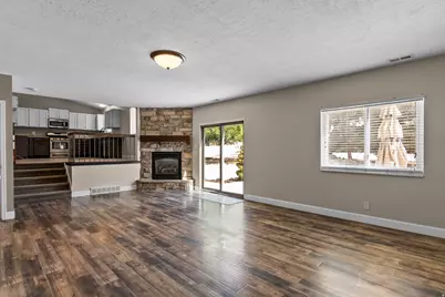 2325 W 14850 S, Bluffdale, UT 84065 - Photo 14