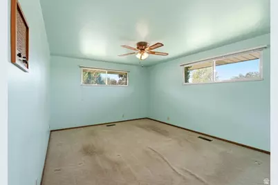 3016 S Davis Blvd, Bountiful, UT 84010 - Photo 20