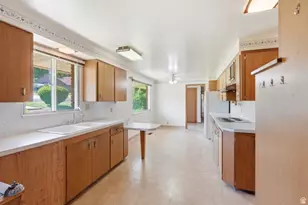 3016 S Davis Blvd, Bountiful, UT 84010 - Photo 6