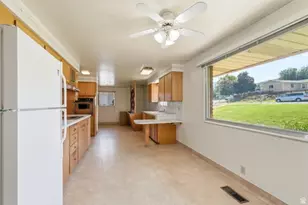3016 S Davis Blvd, Bountiful, UT 84010 - Photo 4