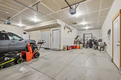 531 E 600 S, Hyrum, UT 84319 - Photo 20