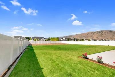 531 E 600 S, Hyrum, UT 84319 - Photo 22