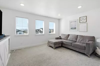 531 E 600 S, Hyrum, UT 84319 - Photo 18